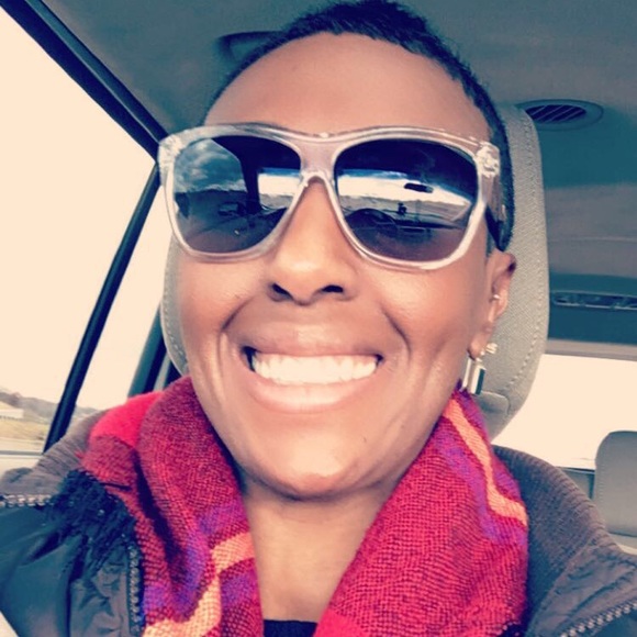 💋Meet ME, Negotiate, Make Offers & KEEP POSHING! - Picture 8 of 8